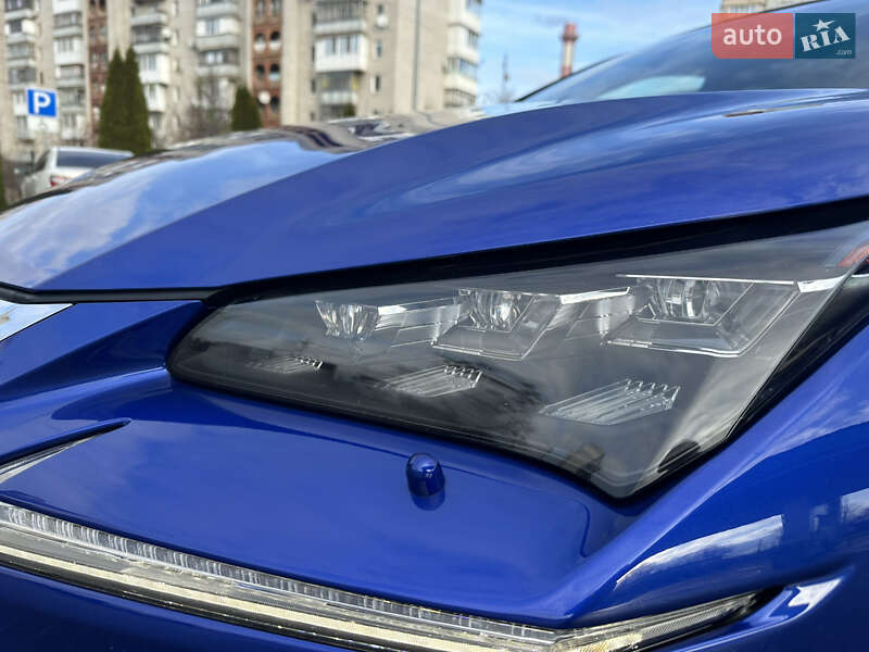 Внедорожник / Кроссовер Lexus NX 2016 в Киеве