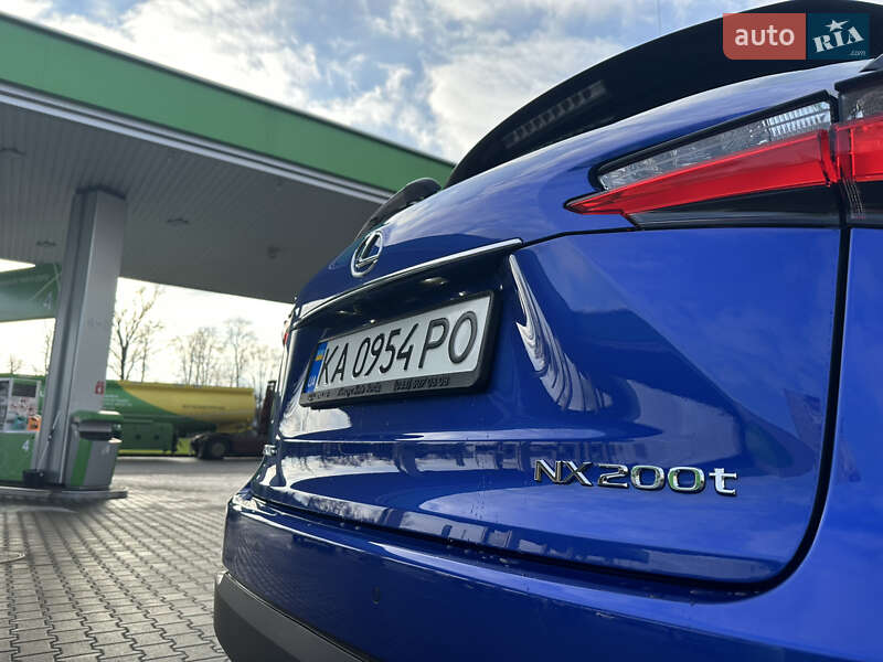 Внедорожник / Кроссовер Lexus NX 2016 в Киеве