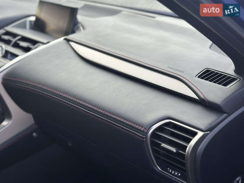 Внедорожник / Кроссовер Lexus NX 2016 в Киеве