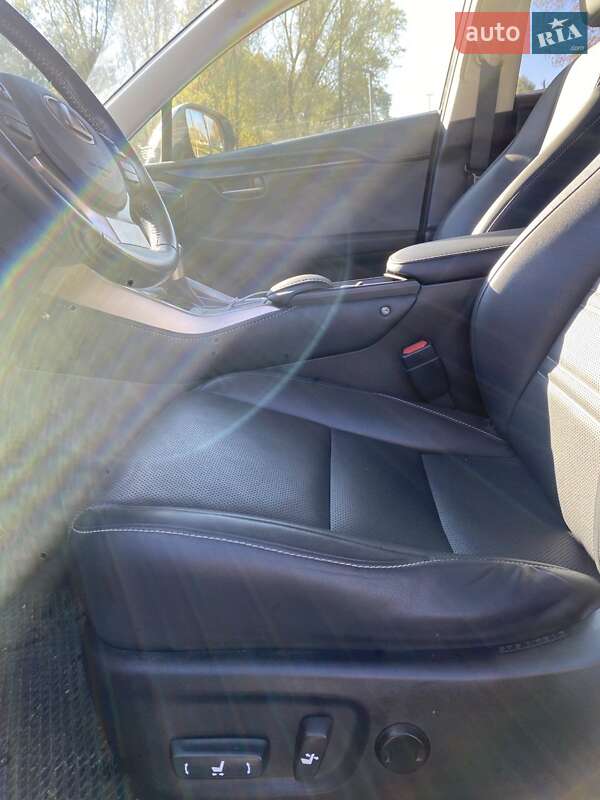 Внедорожник / Кроссовер Lexus NX 2016 в Хмельницком фото 14 Внедорожник / Кроссовер Lexus NX 2016 в Хмельницком