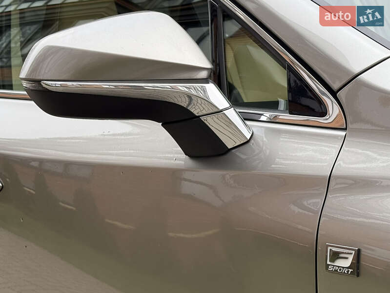 Внедорожник / Кроссовер Lexus NX 2017 в Житомире