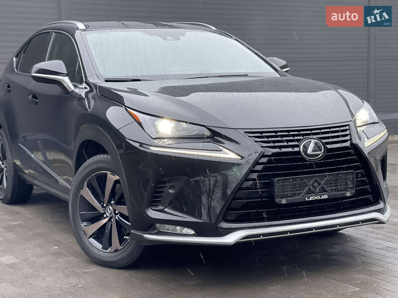 Lexus NX 2021