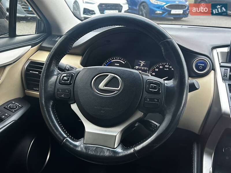 Внедорожник / Кроссовер Lexus NX 2015 в Киеве