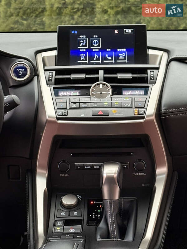 Внедорожник / Кроссовер Lexus NX 2018 в Одессе