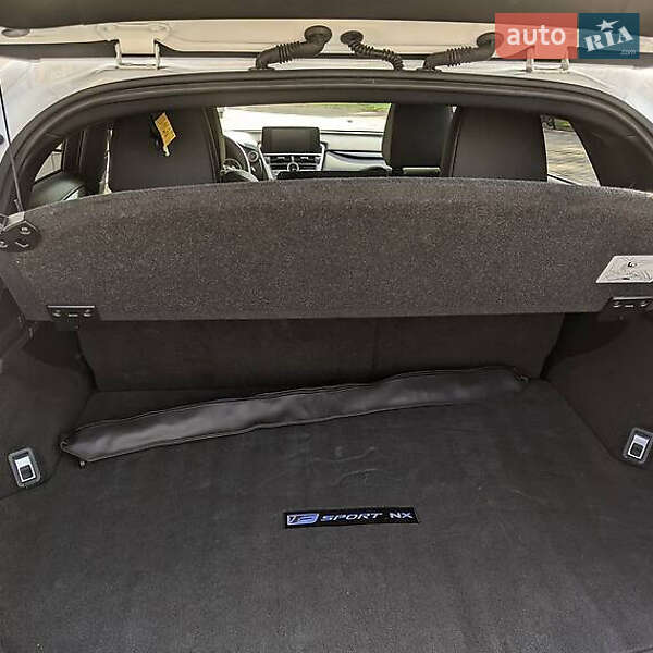 Внедорожник / Кроссовер Lexus NX 2020 в Черновцах