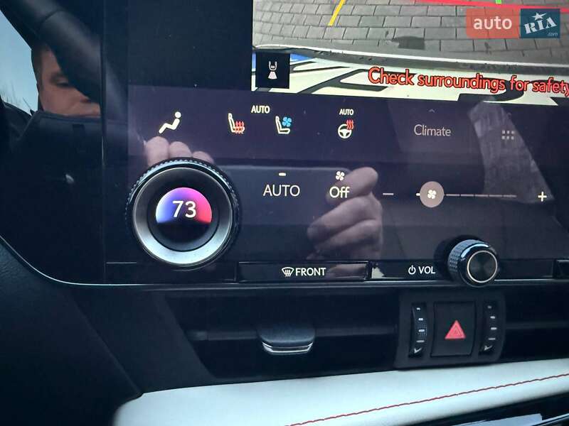 Позашляховик / Кросовер Lexus NX 2022 в Дніпрі