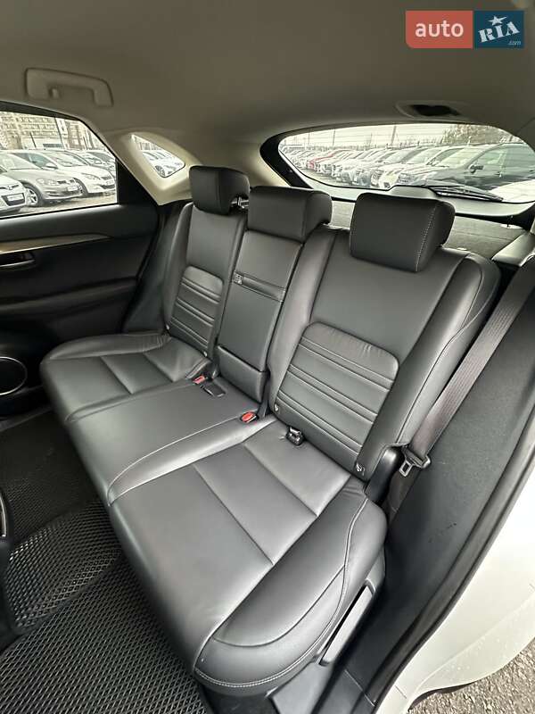 Внедорожник / Кроссовер Lexus NX 2015 в Белогородке