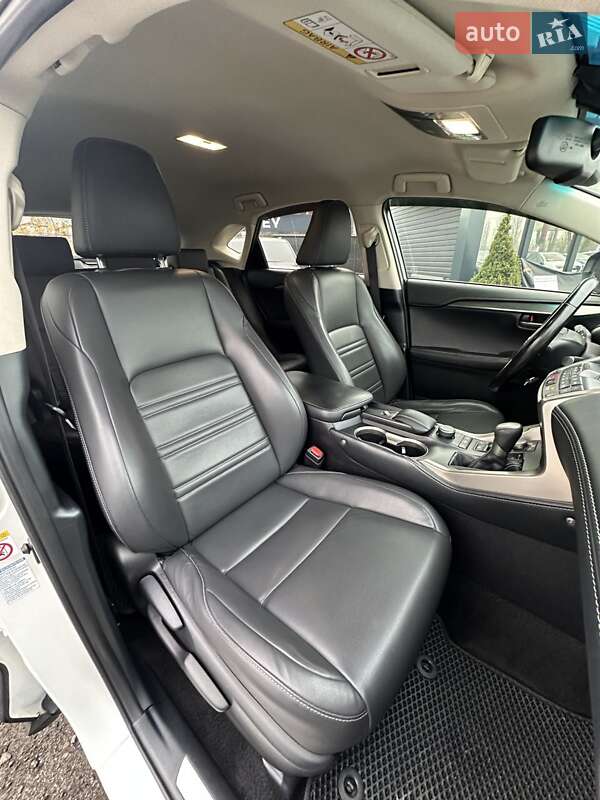 Внедорожник / Кроссовер Lexus NX 2015 в Белогородке