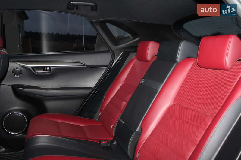 Позашляховик / Кросовер Lexus NX 2016 в Трускавці