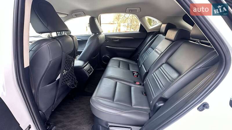 Позашляховик / Кросовер Lexus NX 2014 в Хмельницькому фото 17 Позашляховик / Кросовер Lexus NX 2014 в Хмельницькому