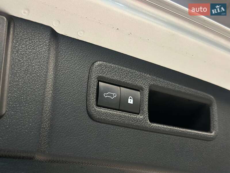 Внедорожник / Кроссовер Lexus NX 2018 в Львове