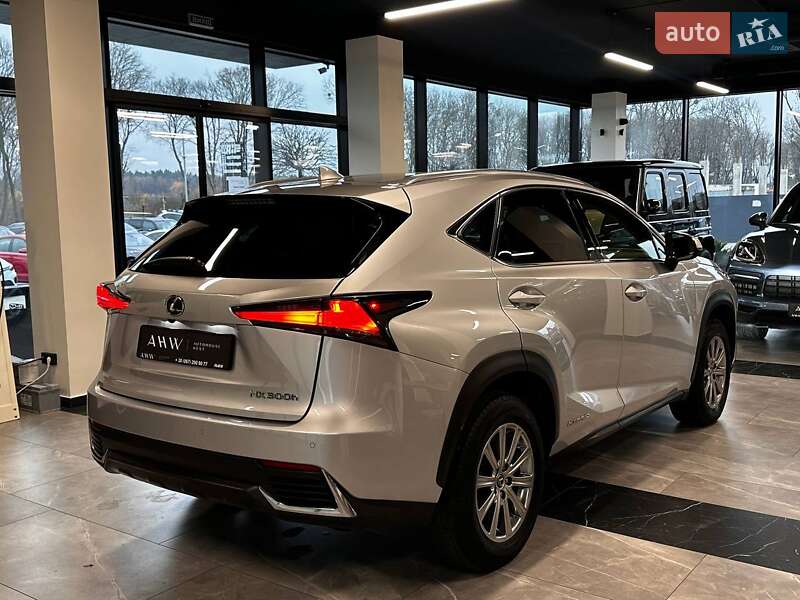 Внедорожник / Кроссовер Lexus NX 2018 в Львове