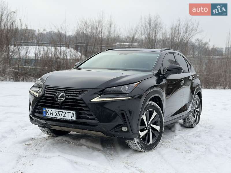 Внедорожник / Кроссовер Lexus NX 2017 в Киеве