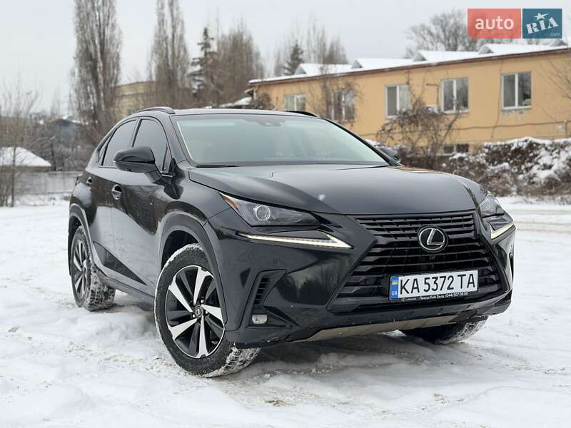 Внедорожник / Кроссовер Lexus NX 2017 в Киеве