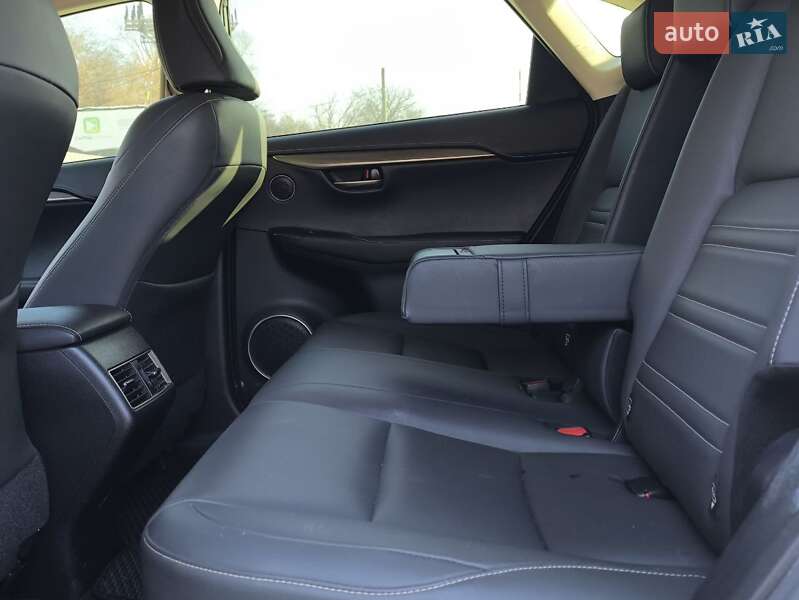 Внедорожник / Кроссовер Lexus NX 2020 в Киеве