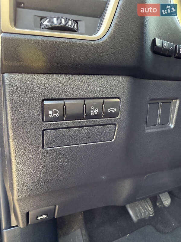 Внедорожник / Кроссовер Lexus NX 2019 в Киеве фото 7 Внедорожник / Кроссовер Lexus NX 2019 в Киеве