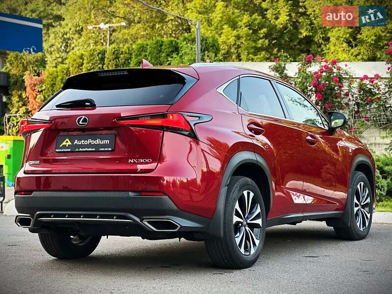Внедорожник / Кроссовер Lexus NX 2017 в Киеве