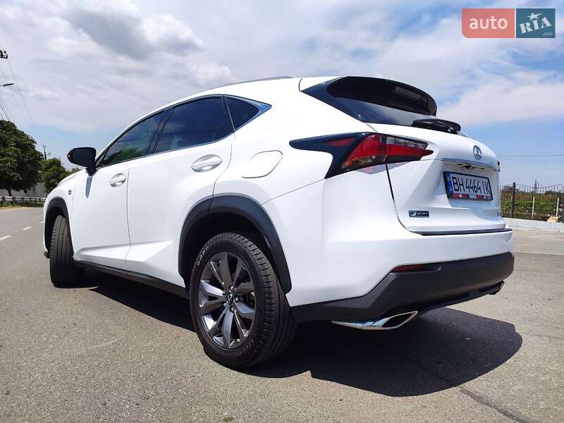 Внедорожник / Кроссовер Lexus NX 2016 в Одессе