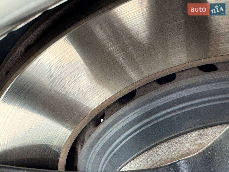 Позашляховик / Кросовер Lexus NX 2015 в Запоріжжі