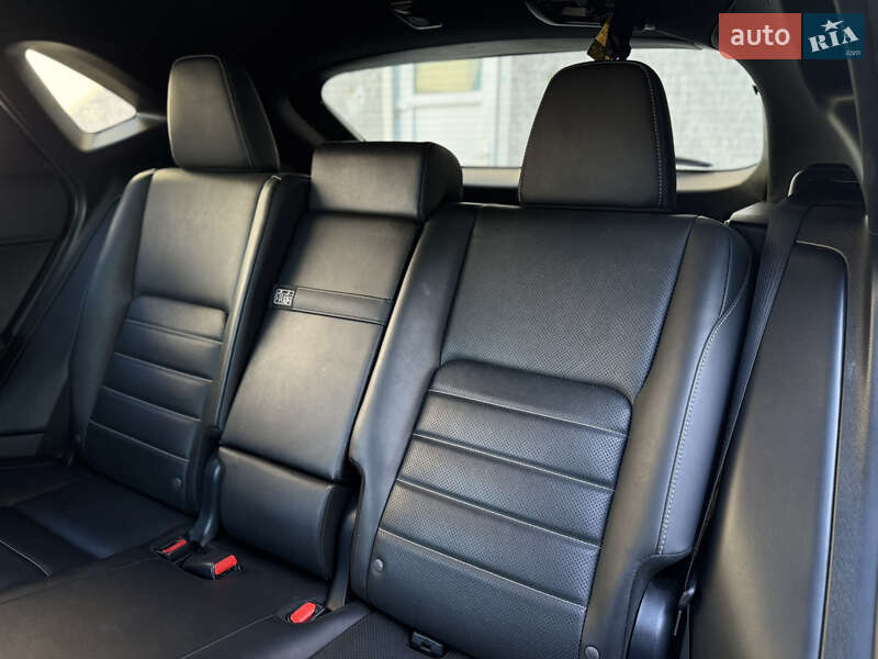 Внедорожник / Кроссовер Lexus NX 2017 в Луцке