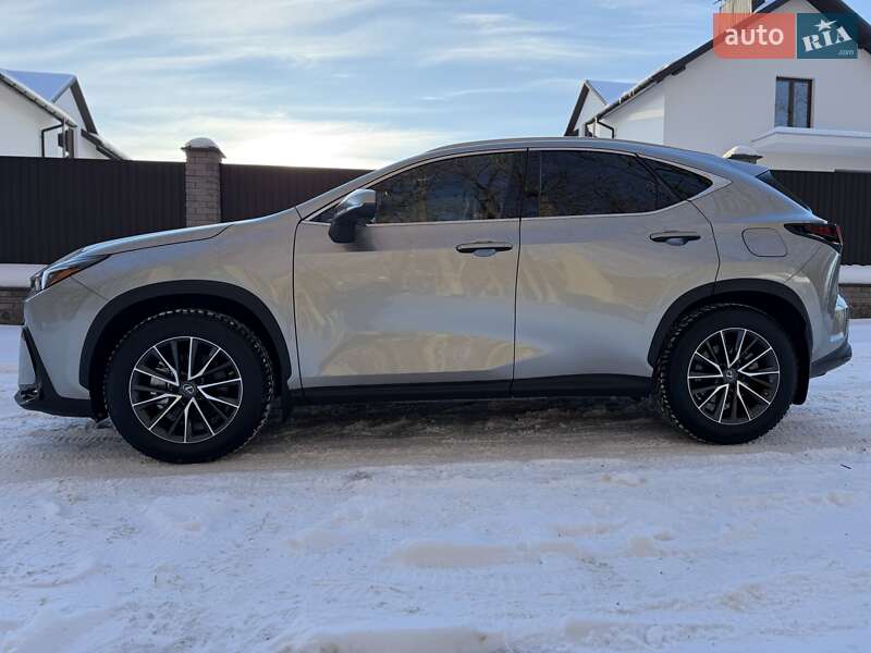 Позашляховик / Кросовер Lexus NX 2023 в Вінниці