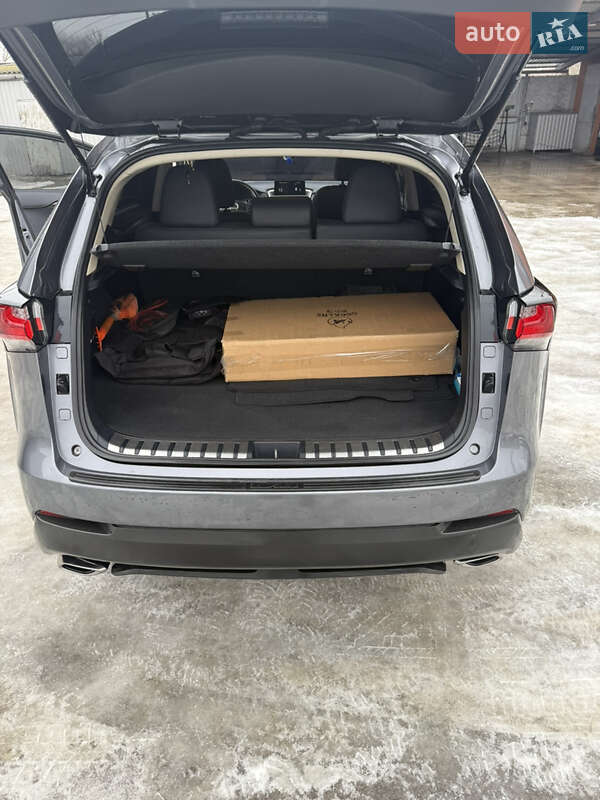 Позашляховик / Кросовер Lexus NX 2015 в Ромнах