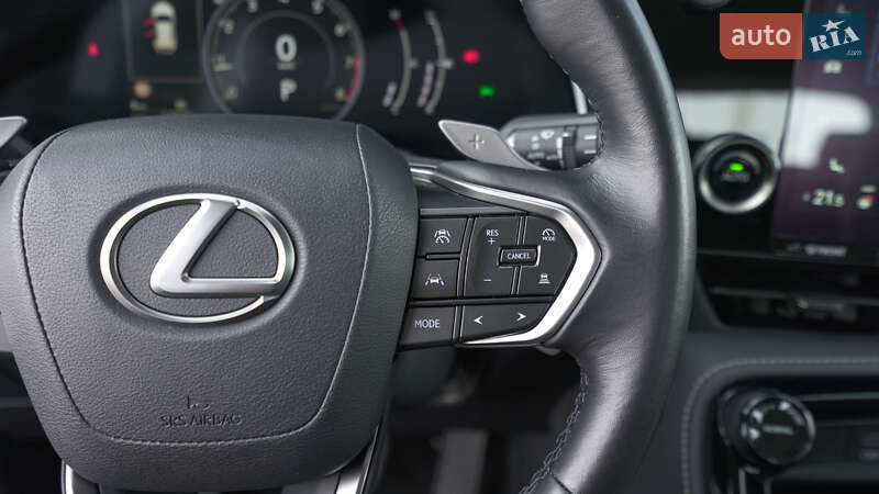 Позашляховик / Кросовер Lexus NX 2023 в Львові