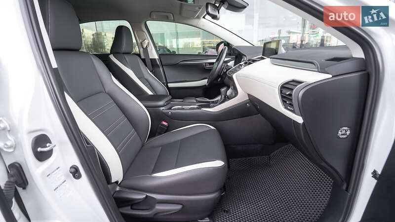 Позашляховик / Кросовер Lexus NX 2020 в Львові фото 6 Позашляховик / Кросовер Lexus NX 2020 в Львові