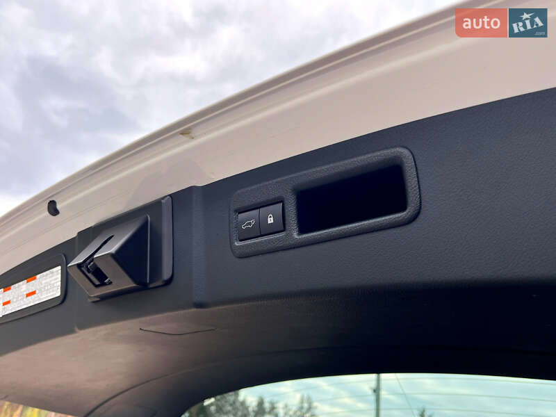 Позашляховик / Кросовер Lexus NX 2019 в Києві фото 14 Позашляховик / Кросовер Lexus NX 2019 в Києві