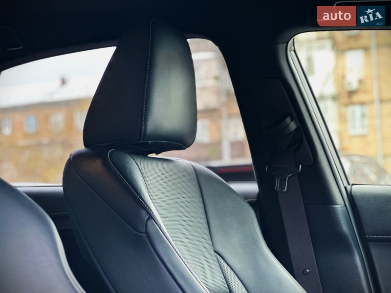 Внедорожник / Кроссовер Lexus NX 2017 в Киеве