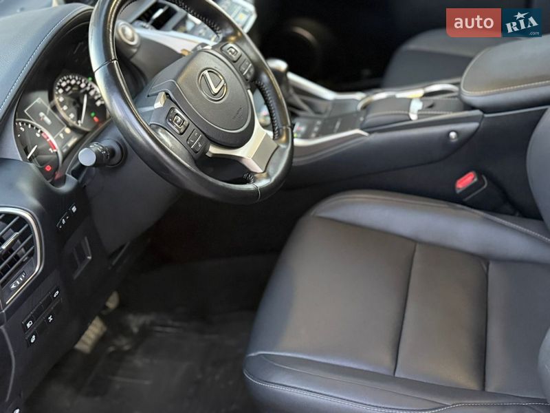 Внедорожник / Кроссовер Lexus NX 2021 в Киеве