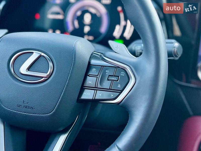 Позашляховик / Кросовер Lexus NX 2022 в Києві