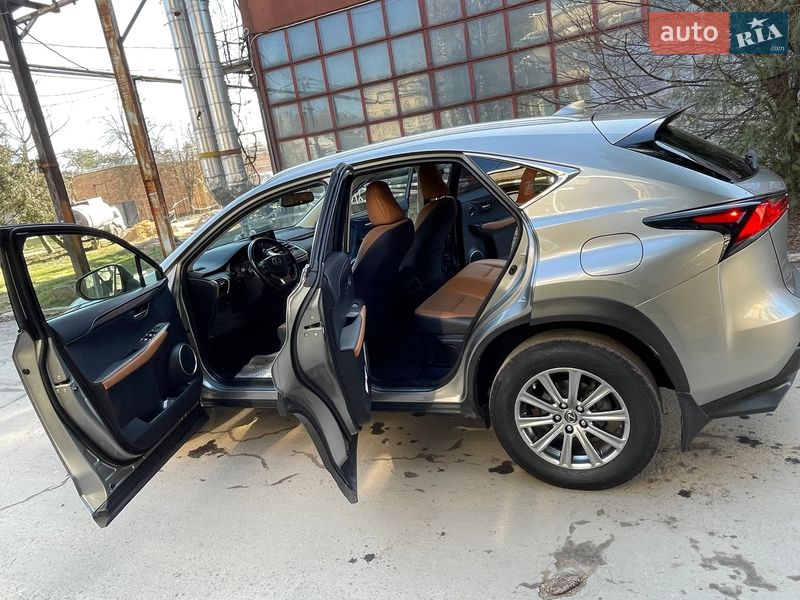 Позашляховик / Кросовер Lexus NX 2018 в Вінниці