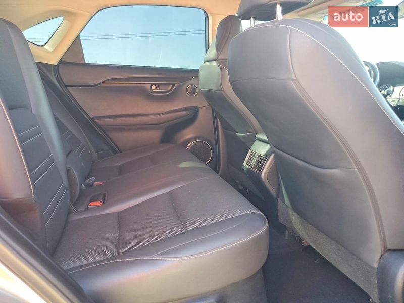 Внедорожник / Кроссовер Lexus NX 2018 в Одессе