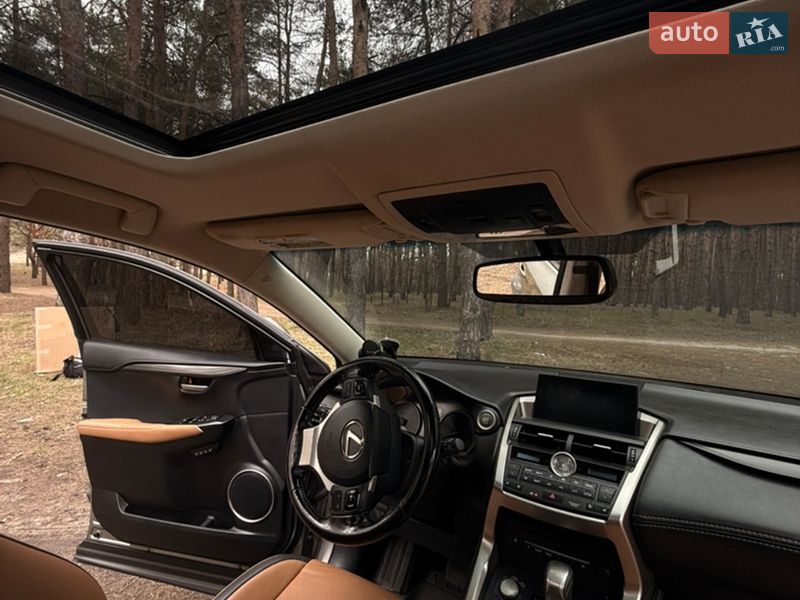 Позашляховик / Кросовер Lexus NX 2017 в Кам'янському