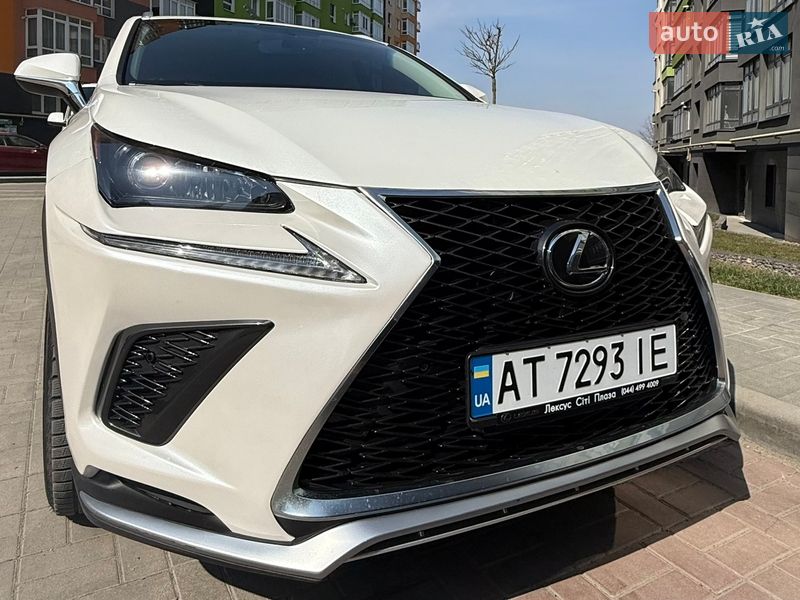 Внедорожник / Кроссовер Lexus NX 2016 в Ивано-Франковске