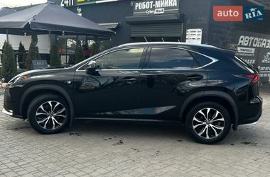 Позашляховик / Кросовер Lexus NX 2016 в Первомайську