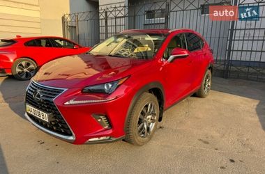 Позашляховик / Кросовер Lexus NX 2019 в Києві