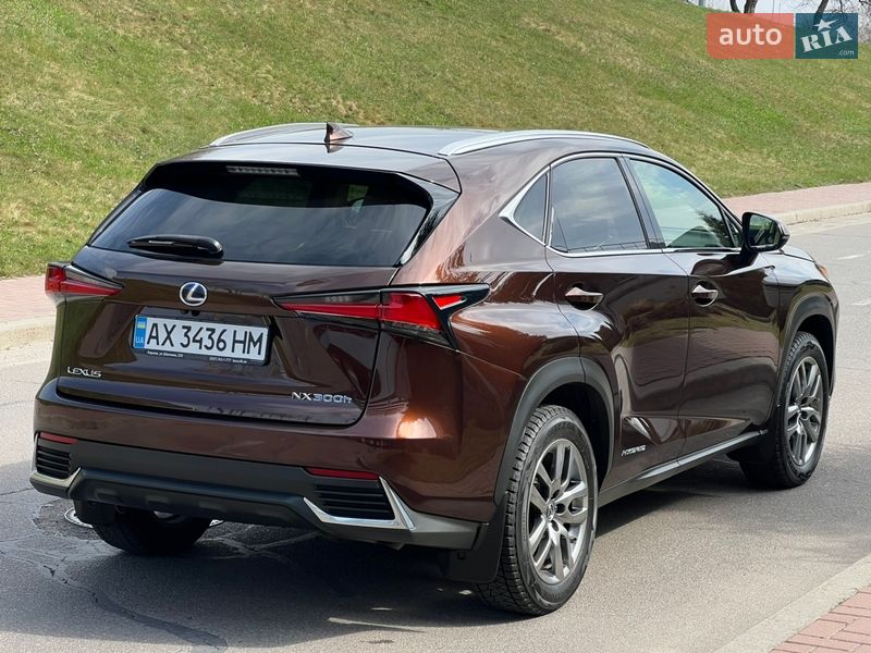 Позашляховик / Кросовер Lexus NX 2019 в Києві