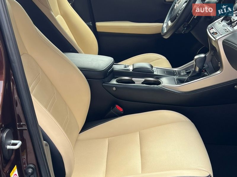 Позашляховик / Кросовер Lexus NX 2019 в Києві