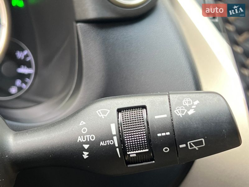 Позашляховик / Кросовер Lexus NX 2019 в Києві