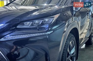 Позашляховик / Кросовер Lexus NX 2015 в Києві
