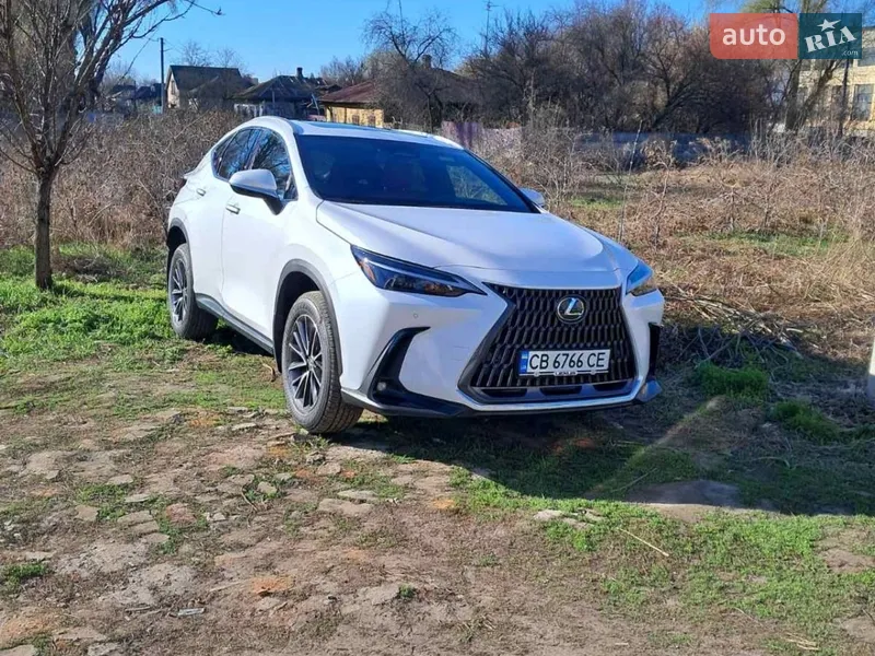 Lexus NX