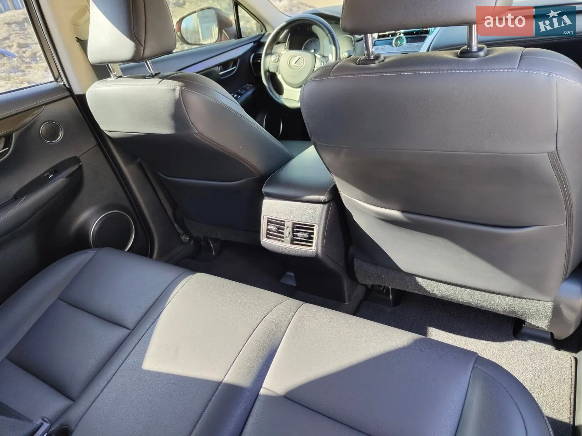 2017 Lexus NX - мініатюра 4