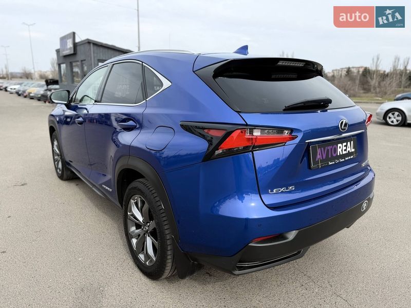 Позашляховик / Кросовер Lexus NX 2015 в Кривому Розі