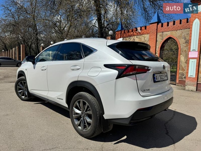 Позашляховик / Кросовер Lexus NX 2015 в Кропивницькому