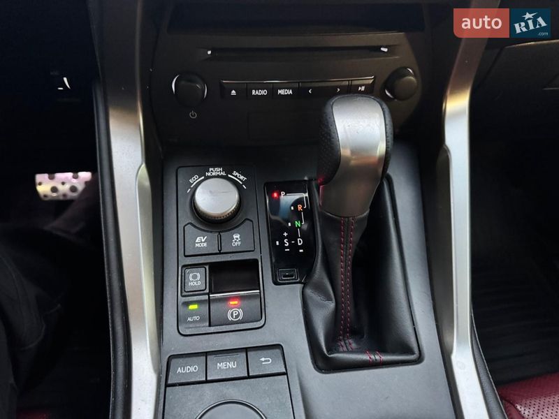 Позашляховик / Кросовер Lexus NX 2015 в Кропивницькому