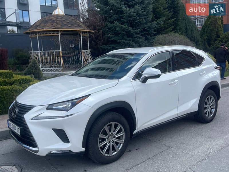 Lexus NX 2017