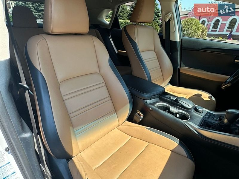 Внедорожник / Кроссовер Lexus NX 2017 в Днепре