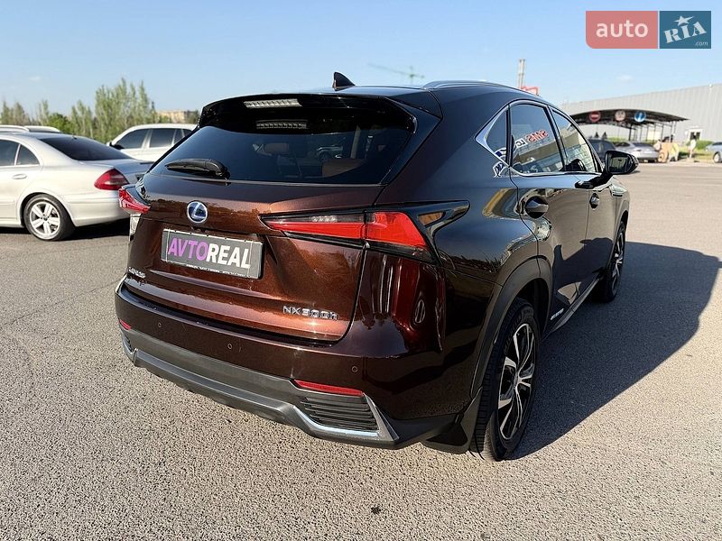 Внедорожник / Кроссовер Lexus NX 2017 в Кривом Роге